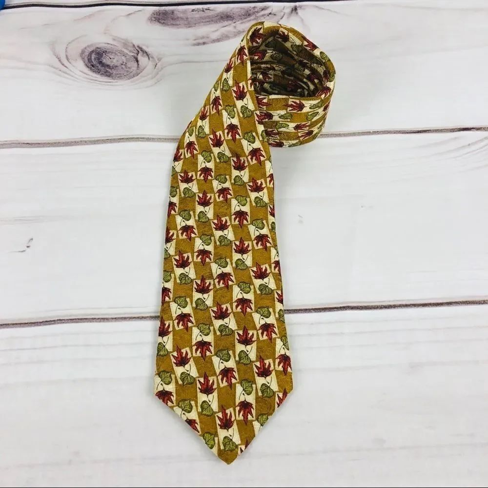 Lands' End 100% silk necktie.